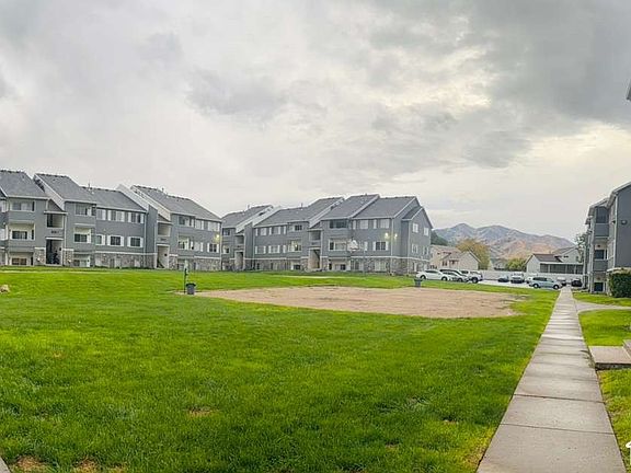 5th image of 8080 W Copperfield Pl S #22