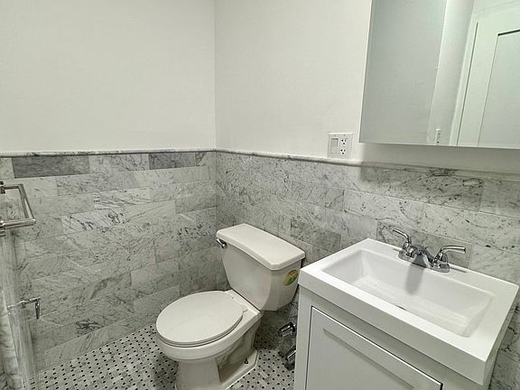 5th image of 505 E 88th St #4RE