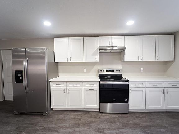 3rd image of 4124 Ernest Dr