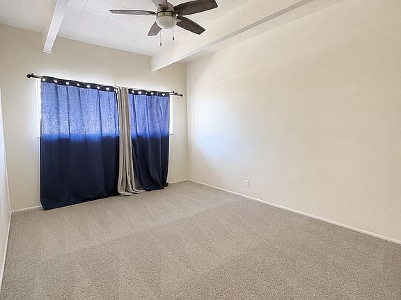 5th image of 3800 Stockdale Hwy APT 22