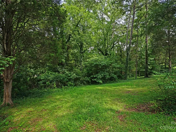 217 Birchwood Dr, Charlotte, NC 28214