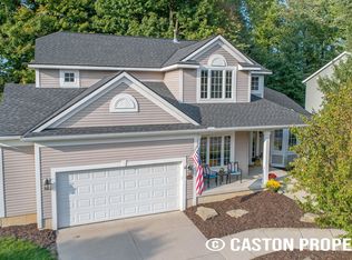 3507 Meadow Grove Dr SE, Kentwood, MI 49512