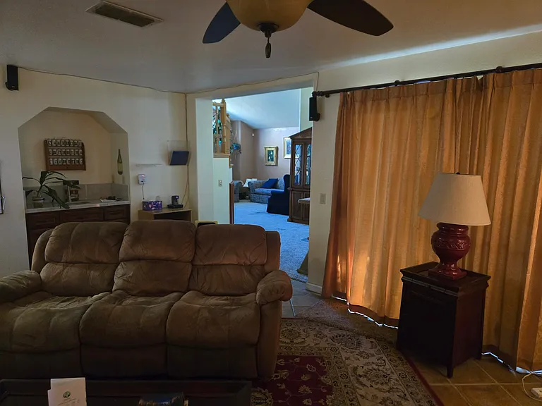 9350 Framington Way — Photo 4
