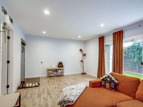 294 Chambers St APT 45, El Cajon, CA 92020
