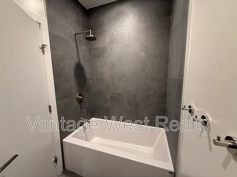 2760 Olalla Rd #602 — Photo 3