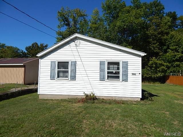 1st image of 366 E Pleasant Ave