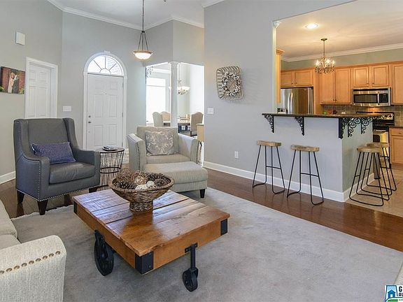 5th image of 8606 Highlands Dr