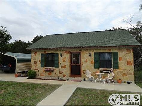 Fully equiipped guest house.