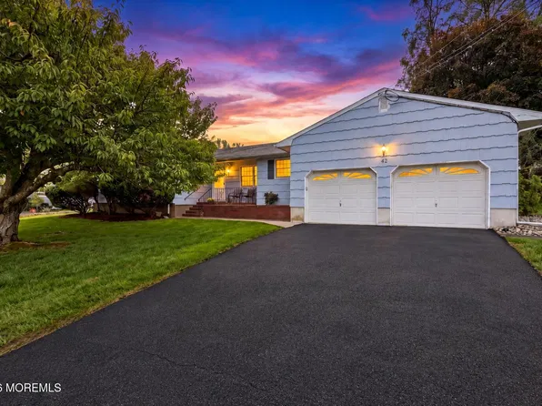 42 Hidden Stream Road, Freehold, NJ 07728