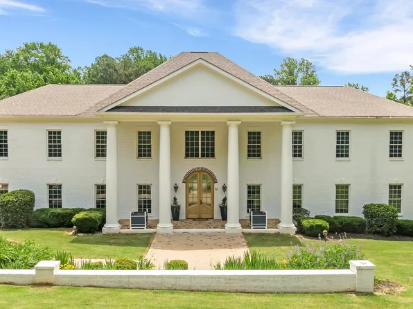12 Woodvalley Ct, Greenville, SC 29617