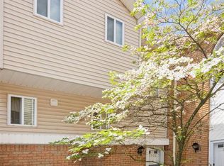 1502 Madaline Dr, Avenel, NJ 07001