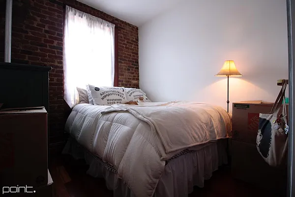 Rented by Point NYC | media 11