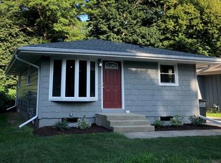 751 Harding St, Oconomowoc, WI 53066