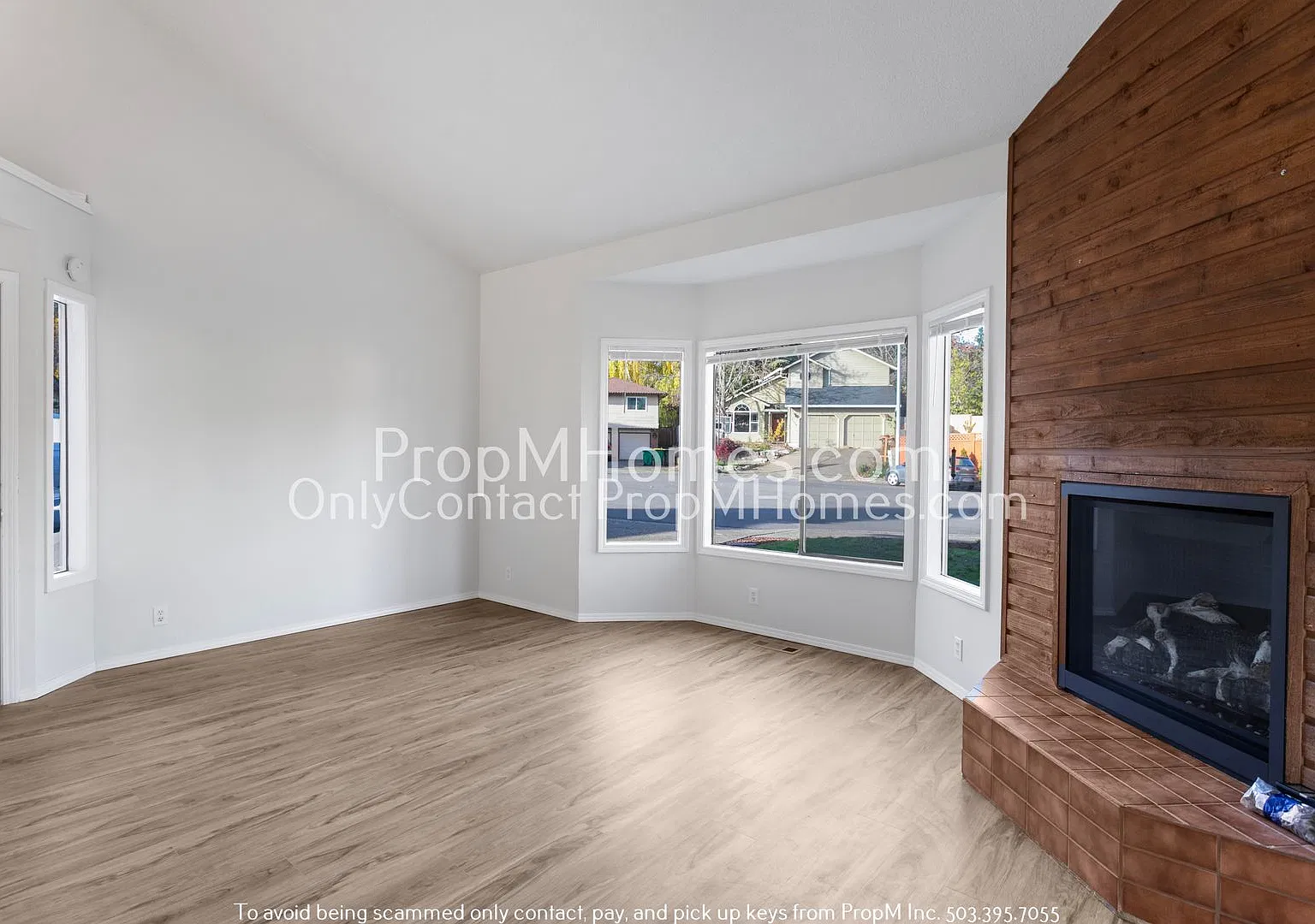 Charming Oasis in West Beaverton: Modern Comforts and Spacious Living Awaits! — Photo 4