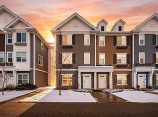 2803 James Mowatt Trl SW #39, Edmonton, AB T6W2P5