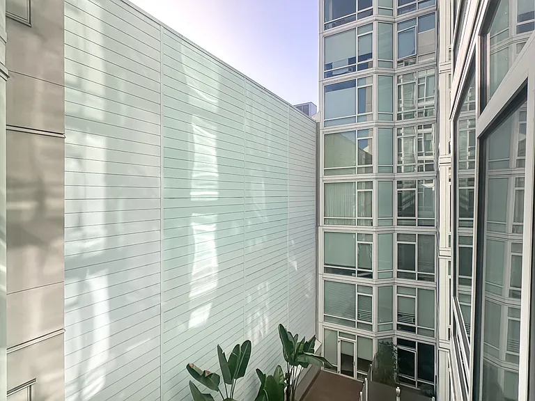 829 Folsom St #506 — Photo 16