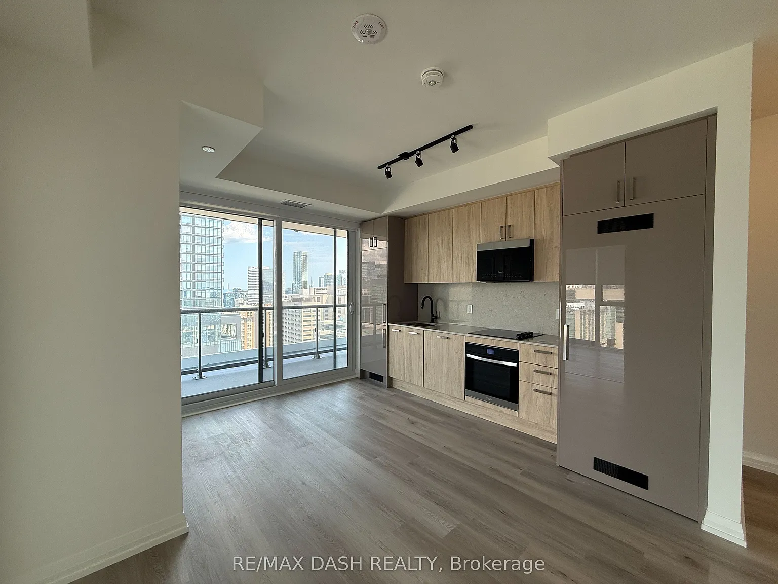 2 bed, $3,240 — Photo 3