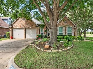 3201 Arcadia Dr, Arlington, TX 76017