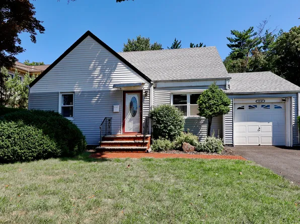 15-47A Elmary Pl, Fair Lawn, NJ 07410