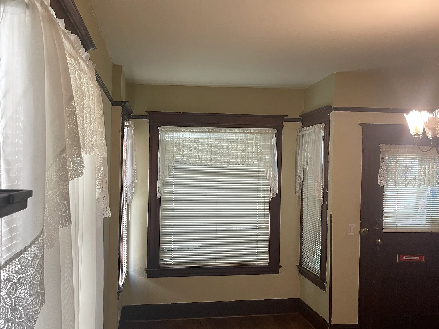 1 bed, 750 sqft, $2,000 — Photo 2