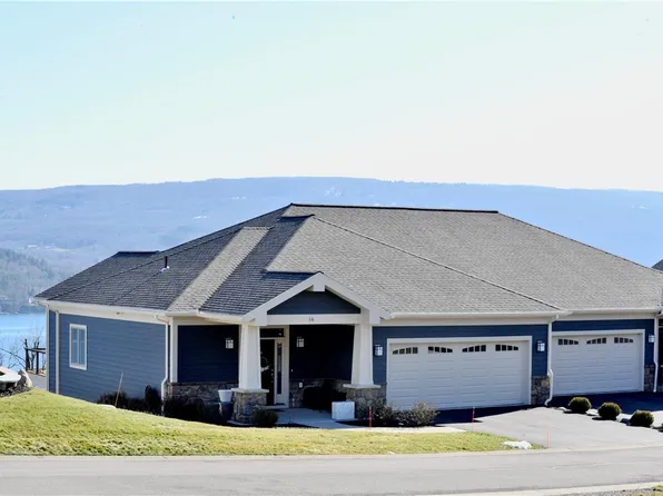 16 Terrace Dr S, Canandaigua, NY 14424