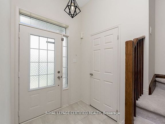 3rd image of 25 Elliot Ave E #2