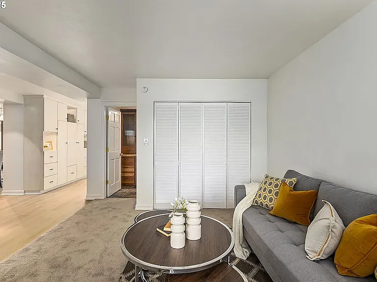 2 bed, 1497 sqft, $3,400 — Photo 3