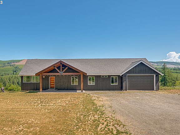 3rd image of 32510 NE Clearwater Dr