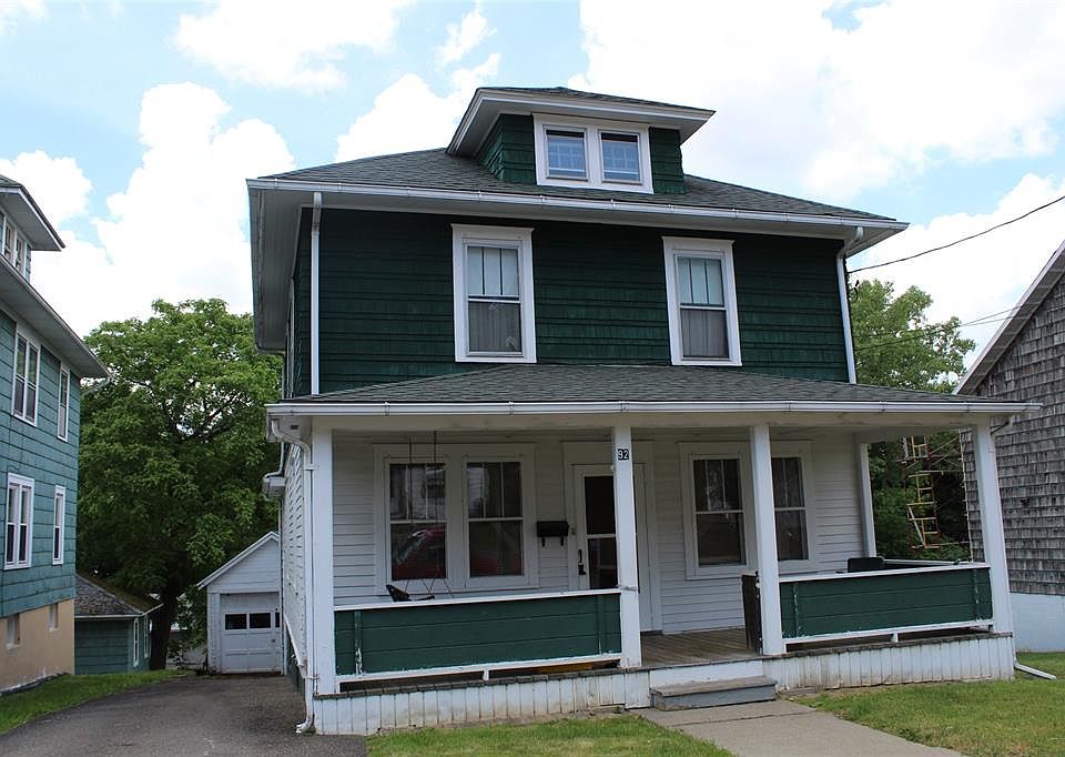 1st image of 92 Mitchell Ave