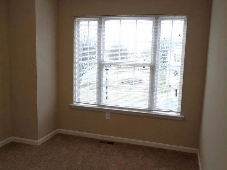 12580 Mirkwood Ln — Photo 22