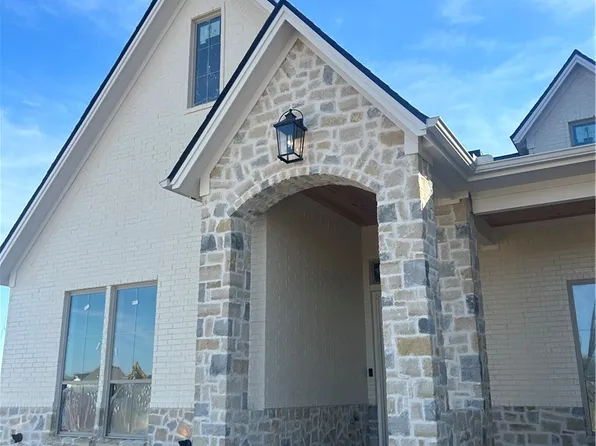 4719 Coral River Rd, College Station, TX 77845