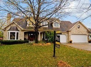 3931 Broadmoor Cir, Naperville, IL