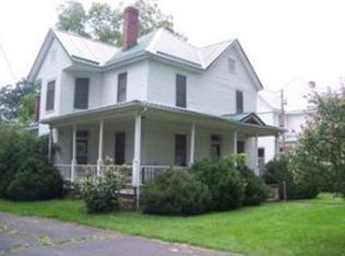 225 N Church St, Mountain City, TN 37683