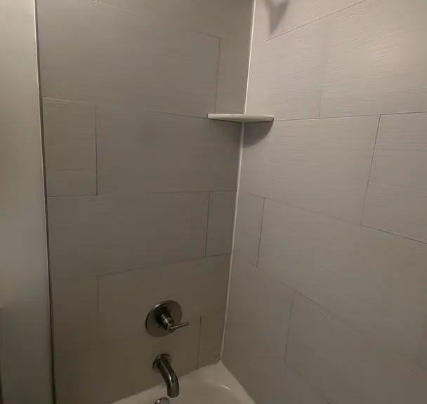 720 Monmouth St — Photo 10