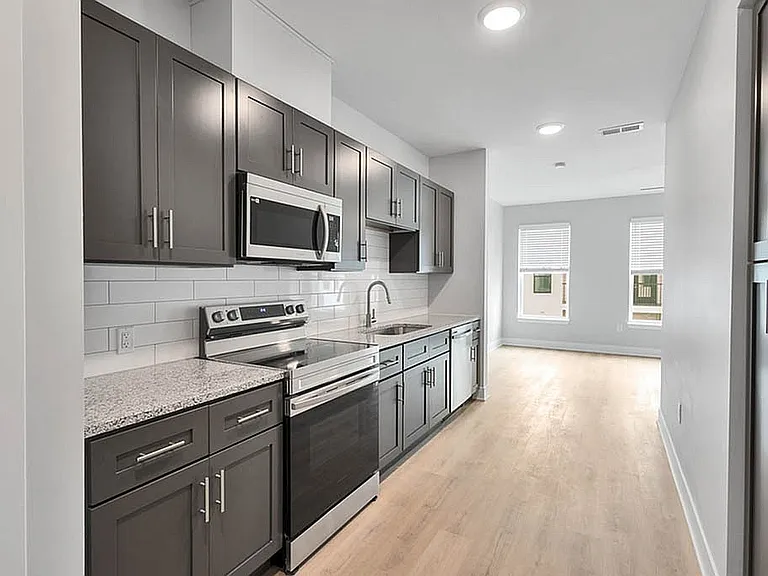 Modern Kitchen with Stainless Steel Appliances
