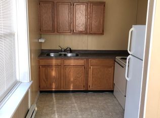 712 E Booneslick Rd APT 6, Warrenton, MO 63383
