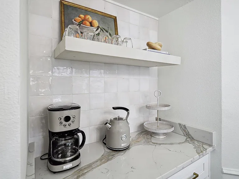 800 High Meadow Dr — Photo 13