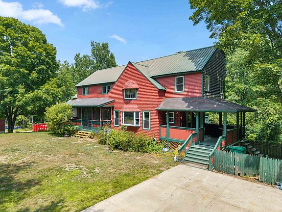 2nd image of 128 Willey Road
