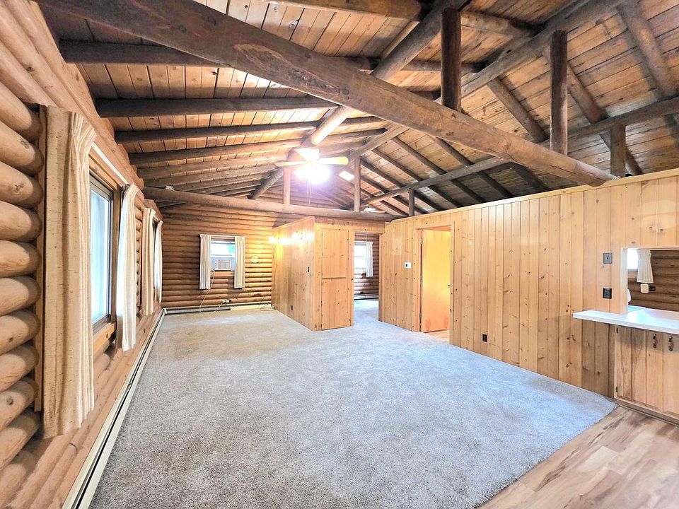 1st image of 215 River TERRACE