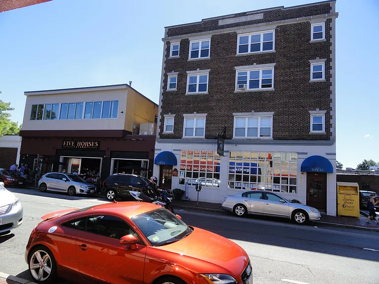 402A Highland Ave #36 — Photo 10