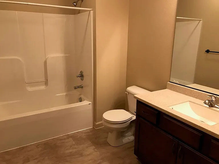 2715 Bobcat Dr #102 — Photo 9