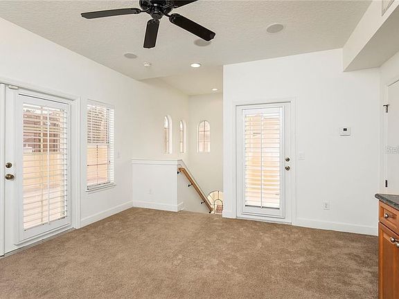 5th image of 1020 Minnesota Ave APT 7