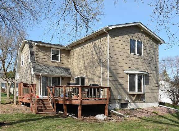 2nd image of 2644 Cedar Ave