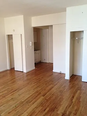 Rented by AJ Clarke | media 14