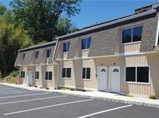 12 Pavilion Rd UNIT 5, Suffern, NY 10901