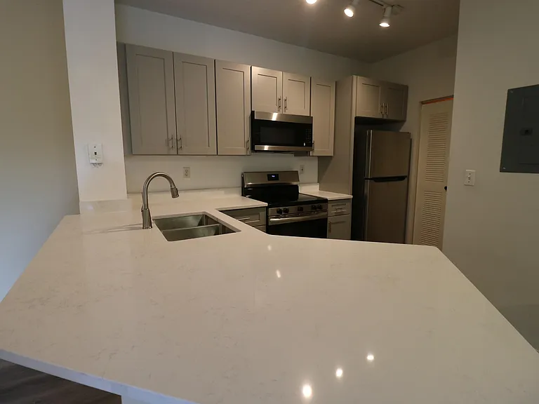 560 Florida Club Blvd #301 — Photo 4