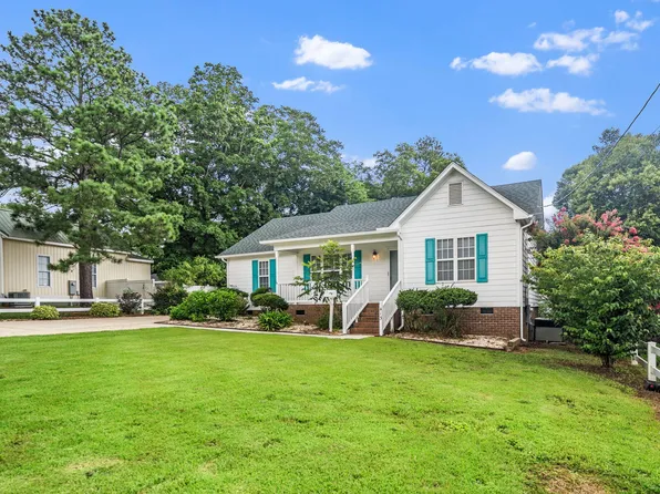 413 S Fayetteville St, Clayton, NC 27520