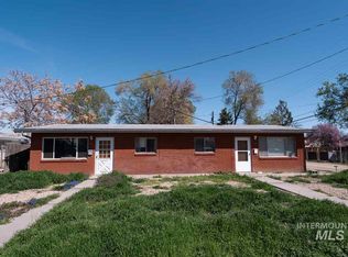 808/812 E Sherman Ave, Nampa, ID 83686