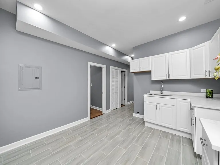 6403 S Justine St #2 — Photo 13