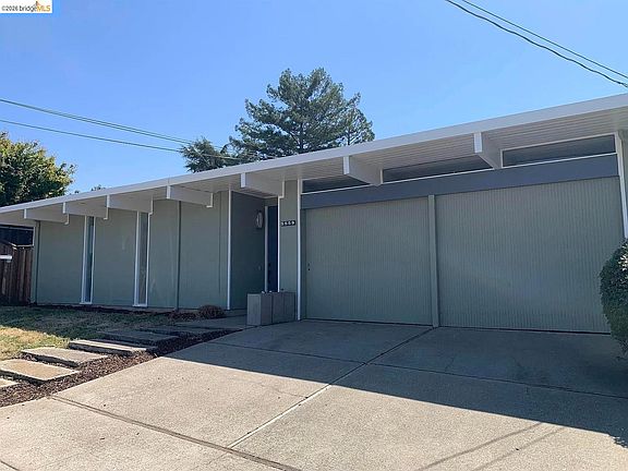 2nd image of 5559 Greenridge Rd